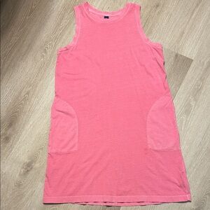 Old Navy Sleeveless Shift Dress with Pockets